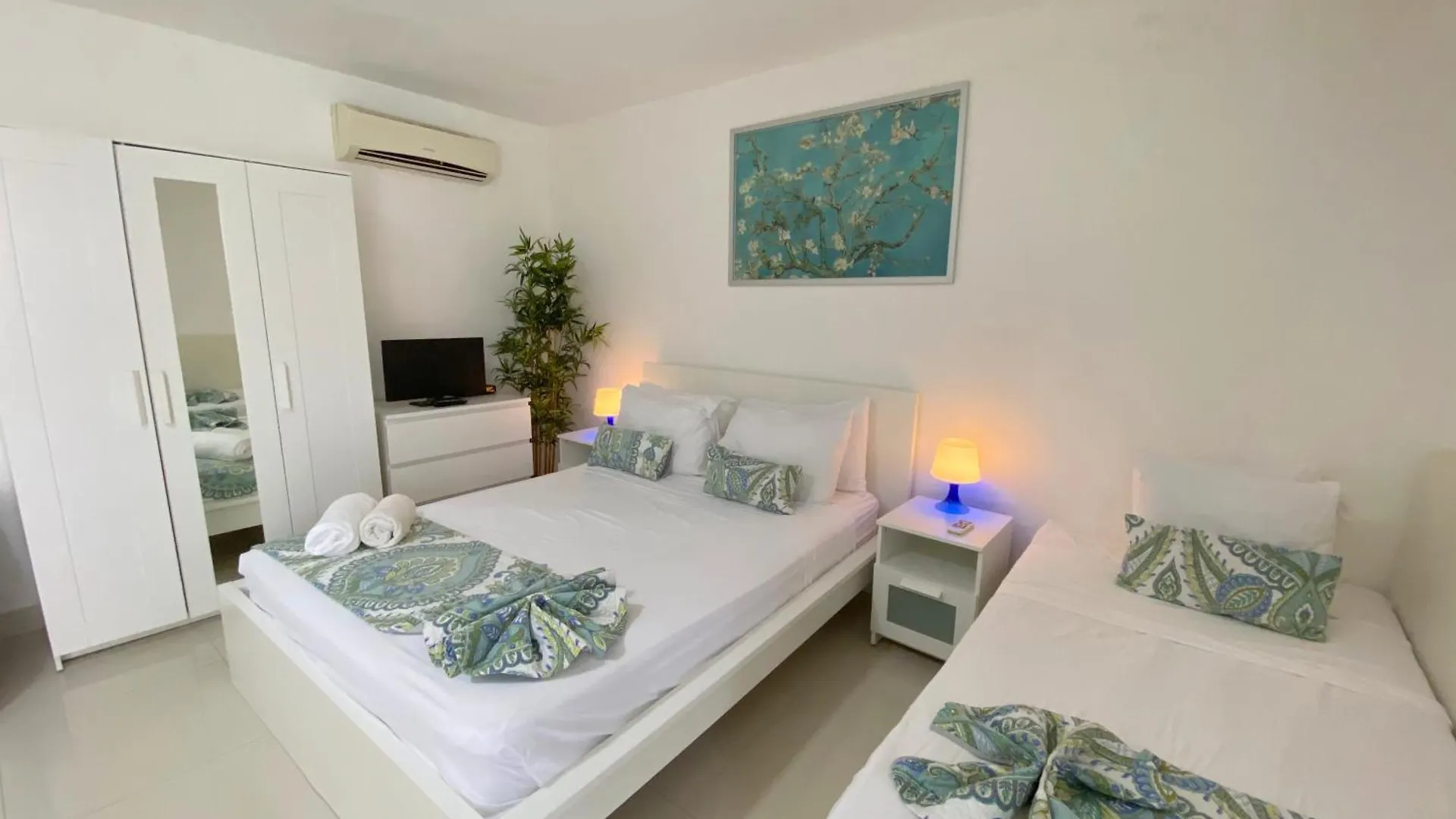 Sol Caribe Suites - Playa Los Corales - Beach Club, Wifi, Swimming Pool Пунта-Кана 5*,  Доминиканская Республика