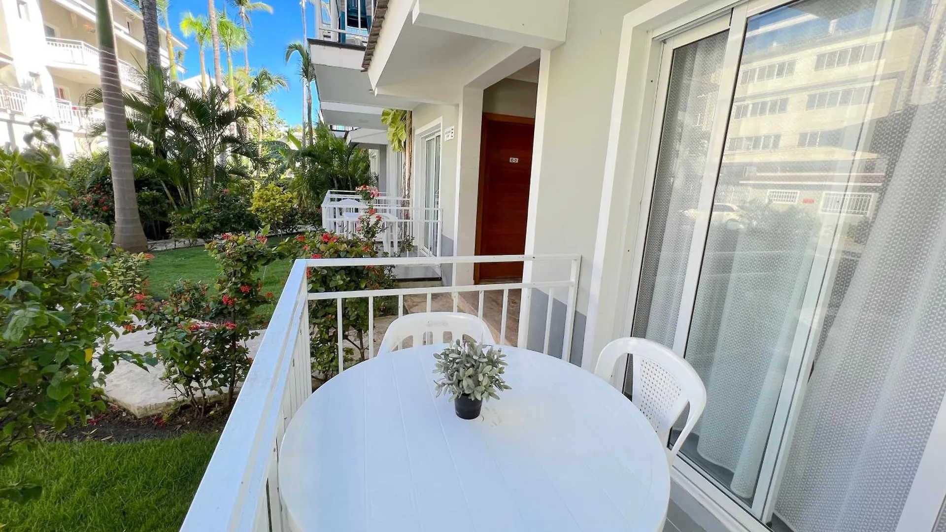 Sol Caribe Suites - Playa Los Corales - Beach Club, Wifi, Swimming Pool Πούντα Κάνα